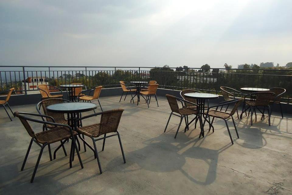 Amoory Venice Bandung Bagian luar foto